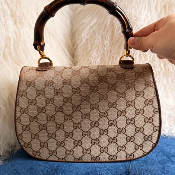 Gucci Beige and Brown Bamboo Handle Bag - Picture 6 of 9